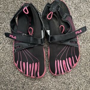 Fila Black Athletic Shoes